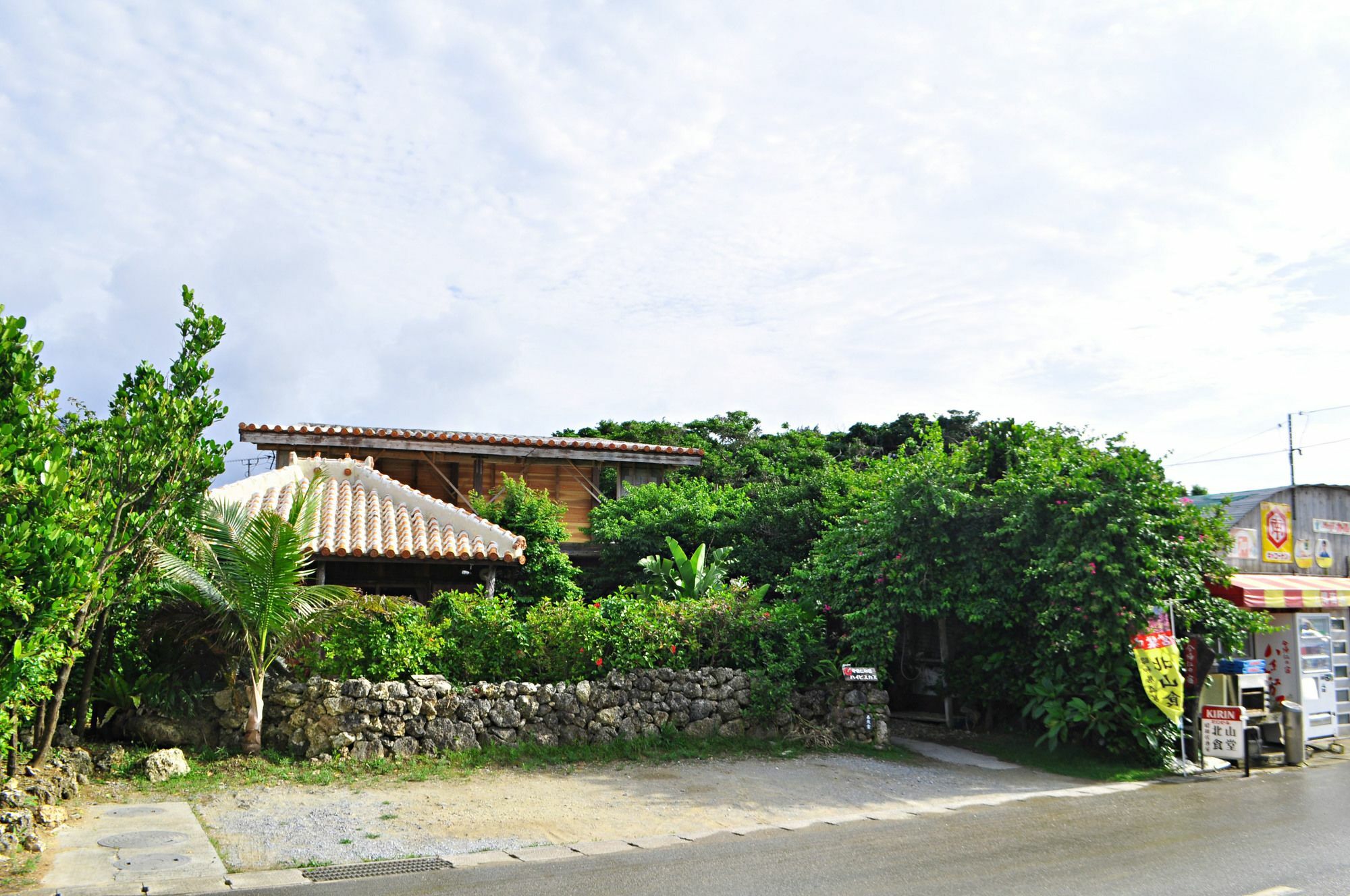 Nakijin No Yado Hibiscus Hotel Exterior photo